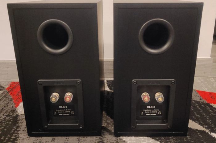 HI End CANTON CLS 2 speakers, exelent condition.
