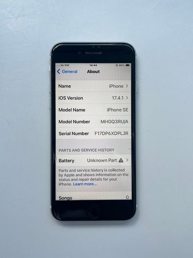 Apple iPhone SE 64 GB White