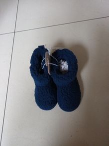 Dunnes Stores  Borg Bootie Children's  Slippers.    S.10.-11.  New.