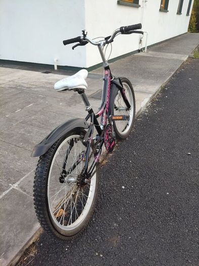 Girl's bike for sale