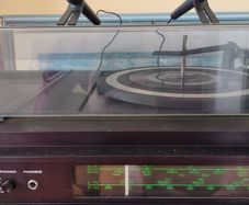 Vintage 1970s Waltham STM 45 Music Centre