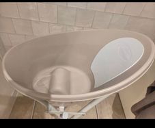 Shnuggle Taupe Baby Bath with Foldable Stand