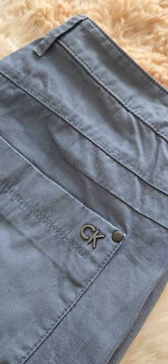 Calvin Klein chinos - 100% cotton size 31"W 30"L
