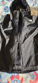 Womens genuine north face coat.  Size Small