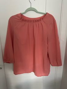 [clothes for adults] Light peach long sleeved top, size 40/42 (12/14)