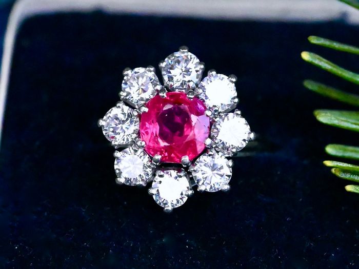 Antique 1920s Ruby & Diamond Cluster Ring