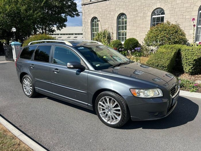 Volvo V50 T5 2.5 Petrol 5-Cylinder
