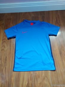 Nike T Shirt Medium Child