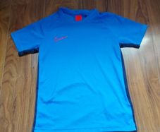 Nike T Shirt Medium Child