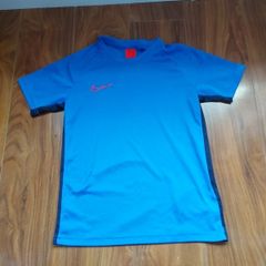 Nike T Shirt Medium Child