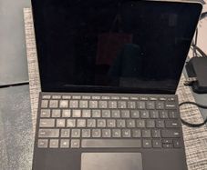 Microsoft Surface Go