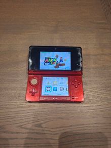 Nintendo 3DS Metalic Red