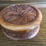 Wooden circular box with carved leaf pattern Image 2