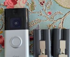 Ring Battery Video Doorbell Plus + Extra Battery (Perfect Condition)