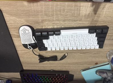 keyboard and mouse brand new need gone comes whit box and everything you need for it got it for 30 selling for 20
