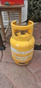 gas cylinder