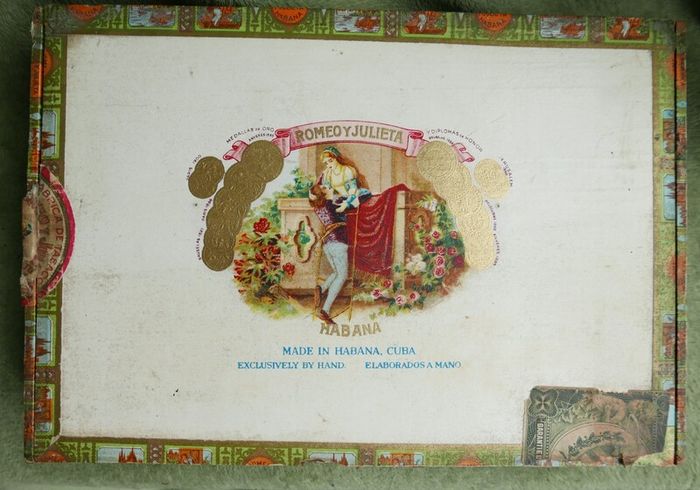 Vintage Romeo y Julieta Imported Tobacco Cigar Box Vintage Tobacciana Old Cigar Box Havana - CUBA Cigar Box Empty