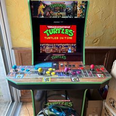Arcade1Up Teenage Mutant Ninja Turtles 4 Player Arcade + Riser & Stool
