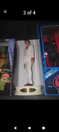 Scarface figure