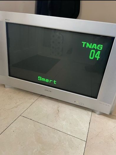 Sony Triniton 32 inch 100hz CRT TV