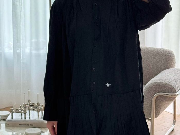 Black tunic dress