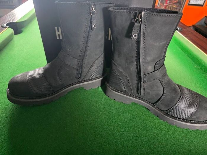 Harley Davidson Westmont boots size 8