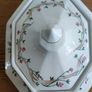 Vegetable Tureen with Lid Johnson Brothers Eternal Beau Image 2