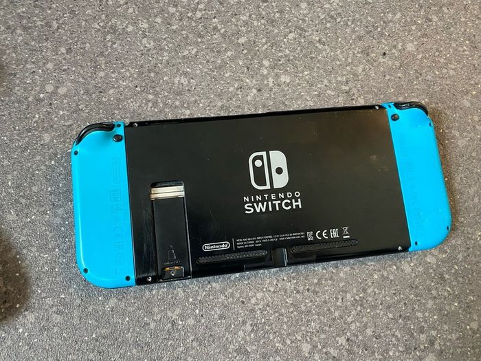 Nintendo Switch HAC-001(-01) 2019 Console