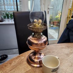 Victorian duplex copper oil lamp. Working.  Polished