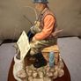 Leonardo  "Prise Catch" Fisherman, Resin Figurine by The Leonardo Collection Image 3