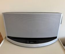Bose SoundDock 10 - Silver - Includes Bluetooth Adapter & Remote