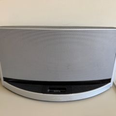 Bose SoundDock 10 - Silver - Includes Bluetooth Adapter & Remote