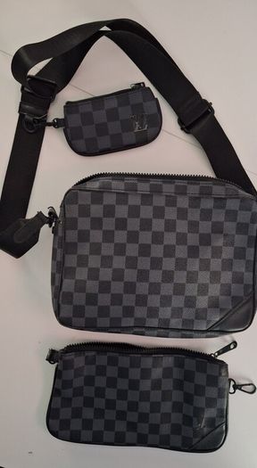 shoulder bag