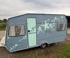 4 Berth Caravan - fixer upper / use for parts
