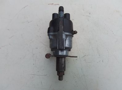 Old Type Distributor D2A 40402H.