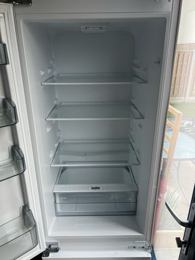 NordMende Integrated Fridge Freezer 70 30 Nearly New