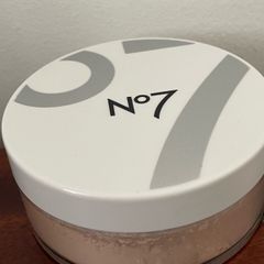 No7 Loose Finishing Powder in shade Translucent- New