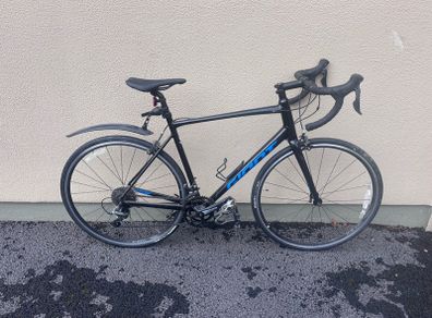 Giant Defy ALUXX Road Bike