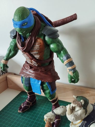 Teenage Mutant Ninja Turtles Action Figures  Leonardo (2014) & Rocksteady (2015)