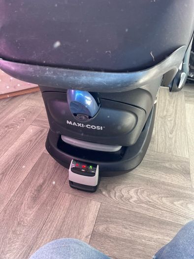 maxi cosi car seat and isofix