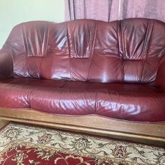 Leather & Walnut 3 piece Suite