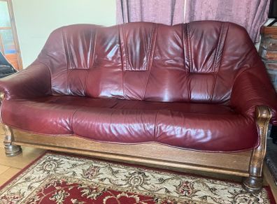 Leather & Walnut 3 piece Suite