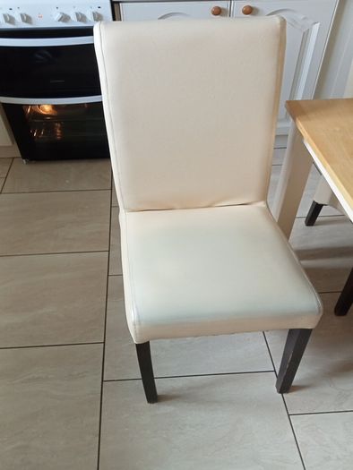 kitchen dining table and 4 chairs