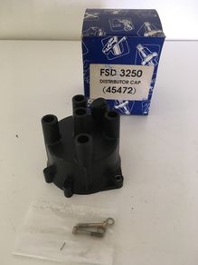 Nissan Bluebird Distributor cap 45472