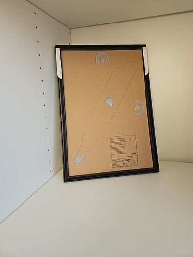 Small mirror in a plastic frame x 50