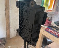 Broken Toyota avensis 2012 handbrake module