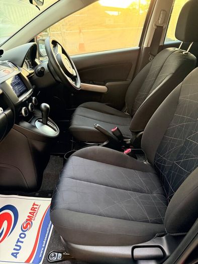 Mazda Demio 2012