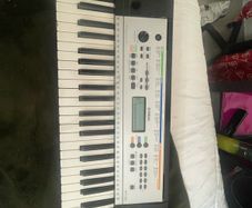 Yamaha YPT 255 Piano