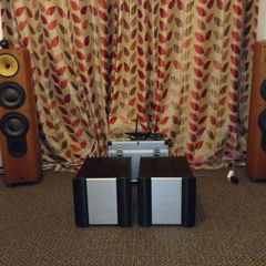 Classe Cam350 two mono amplifiers stereo system hifi audio
