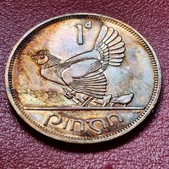 Ireland 1968 1d Penny Beautiful Uncirculated with Amazing Rainbow Toning